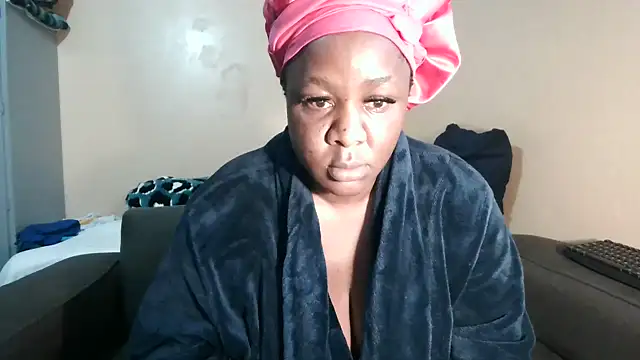 BusybooobsXXX3 online show from October 8, 2025, 3:52 am