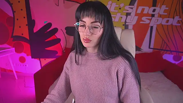 EviLune online show from March 4, 2026, 9:00 pm