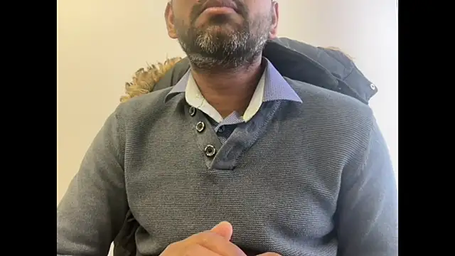 pranastro00 online show from December 17, 2025, 3:39 pm