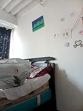 SharonDustLove online show from October 16, 2025, 2:25 pm