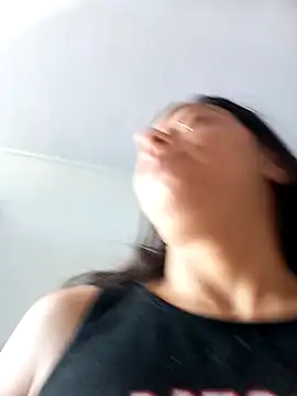 SharonDustLove online show from December 3, 2025, 1:10 pm