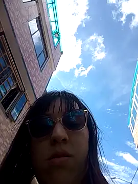 lareinalareinadelanal online show from January 9, 2026, 2:35 pm