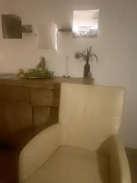 Snapshot of Foxy-Milfy chatting on October 31, 2025, 2:08 am Foxy-Milfy online show from October 31, 2025, 2:08 am