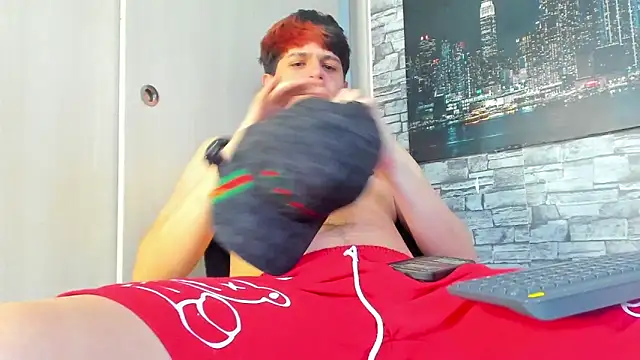 Themasterhades 777 online show from September 26, 2025, 9:32 pm