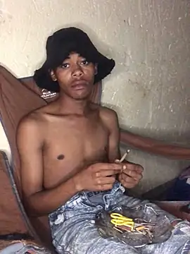 Tetrete online show from November 5, 2025, 11:52 pm