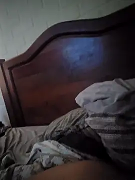 hotcower online show from November 23, 2025, 6:07 pm