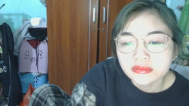 Uhem112 online show from January 13, 2026, 12:53 pm