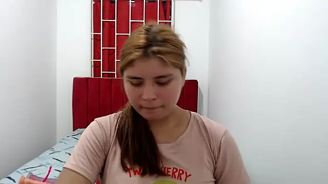 Snapshot of keilicita_tonny_18 chatting on October 4, 2025, 9:55 am keilicita tonny 18 online show from October 4, 2025, 9:55 am