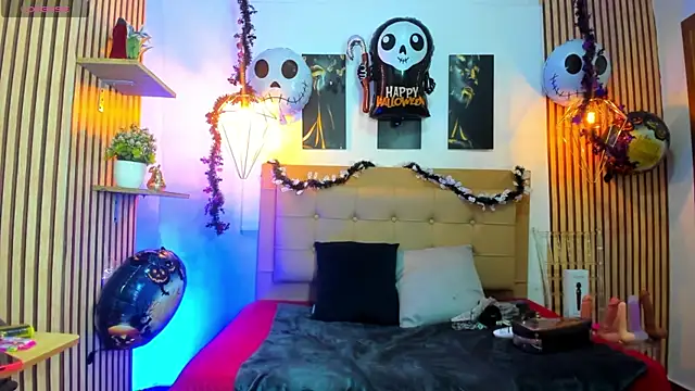  samanthaa foxx online show from October 22, 2025, 12:04 pm