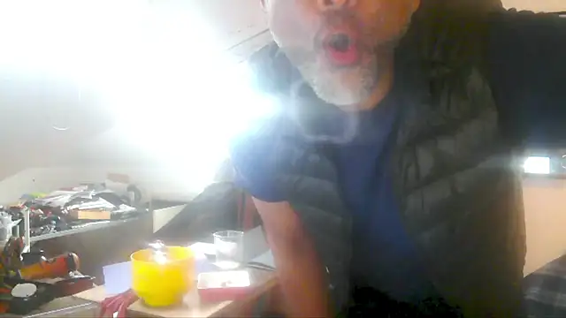 mista sista fista online show from April 15, 2026, 2:32 pm