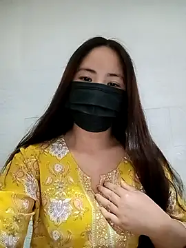 Snapshot of sia_143 chatting on February 9, 2026, 2:48 pm sia 143 online show from February 9, 2026, 2:48 pm