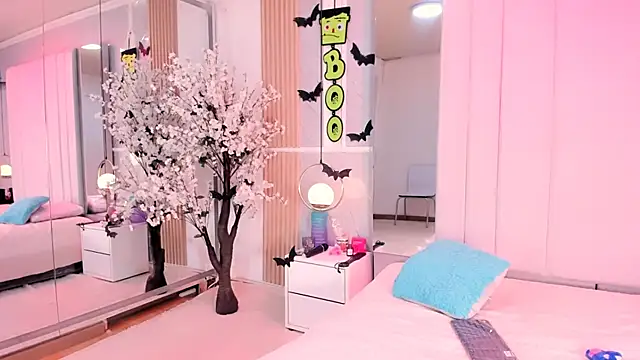 EmmaWilliam1 online show from October 8, 2025, 5:20 am