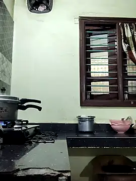 papukurty online show from November 17, 2025, 2:59 am