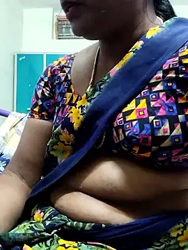 Snapshot of papukurty chatting on February 8, 2026, 2:26 pm papukurty online show from February 8, 2026, 2:26 pm