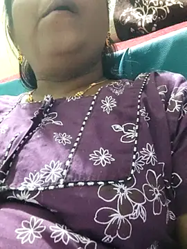 Snapshot of papukurty chatting on April 1, 2026, 1:41 pm papukurty online show from April 1, 2026, 1:41 pm