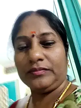 Snapshot of papukurty chatting on April 6, 2026, 6:09 pm papukurty online show from April 6, 2026, 6:09 pm