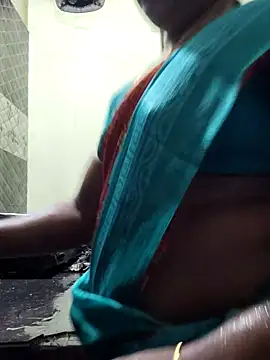 Snapshot of papukurty chatting on February 10, 2026, 3:00 pm papukurty online show from February 10, 2026, 3:00 pm