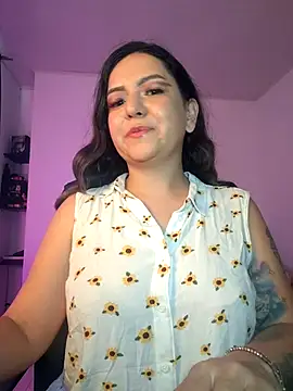 Abbyjoness21 online show from September 19, 2025, 8:35 pm