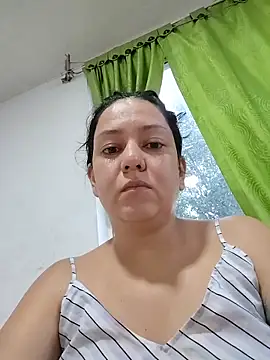 Snapshot of Abbyjoness21 chatting on April 17, 2026, 8:33 pm Abbyjoness21 online show from April 17, 2026, 8:33 pm