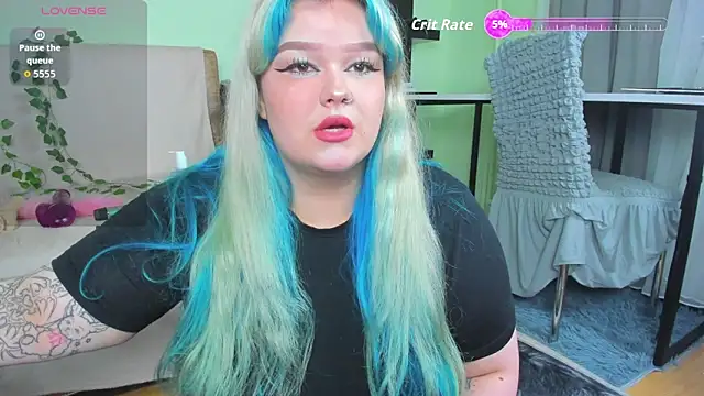  CandyM1lky  online show from October 2, 2025, 7:01 am