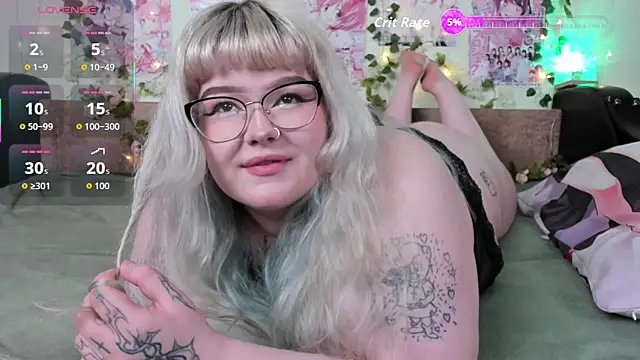  CandyM1lky  online show from March 26, 2026, 8:23 am