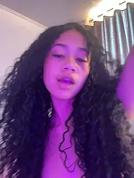 jadee8 online show from March 15, 2026, 7:32 pm