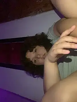 Snapshot of Solangerulo_ chatting on February 12, 2026, 4:12 am Solangerulo online show from February 12, 2026, 4:12 am