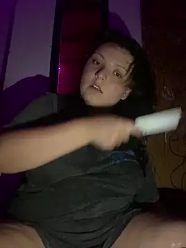 Snapshot of Solangerulo_ chatting on February 11, 2026, 4:45 am Solangerulo online show from February 11, 2026, 4:45 am