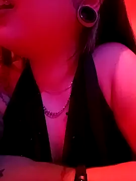 Dulcedeanis online show from February 4, 2026, 3:01 am