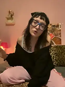 Snapshot of severingratty chatting on November 13, 2025, 11:08 pm severingratty online show from November 13, 2025, 11:08 pm