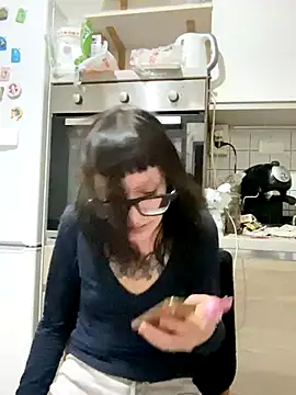 Snapshot of severingratty chatting on November 23, 2025, 6:51 pm severingratty online show from November 23, 2025, 6:51 pm