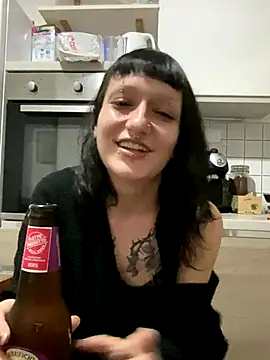 Snapshot of severingratty chatting on September 23, 2025, 7:32 pm severingratty online show from September 23, 2025, 7:32 pm