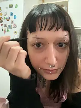 Snapshot of severingratty chatting on October 14, 2025, 3:45 pm severingratty online show from October 14, 2025, 3:45 pm