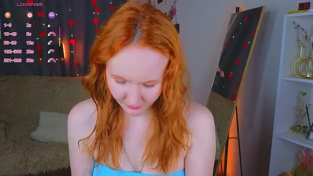 JoyceJones online show from March 10, 2026, 8:46 pm