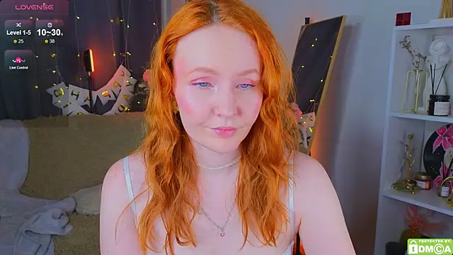 JoyceJones online show from January 16, 2026, 8:35 pm