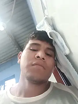 Oscariin96 online show from July 24, 2026, 9:11 pm
