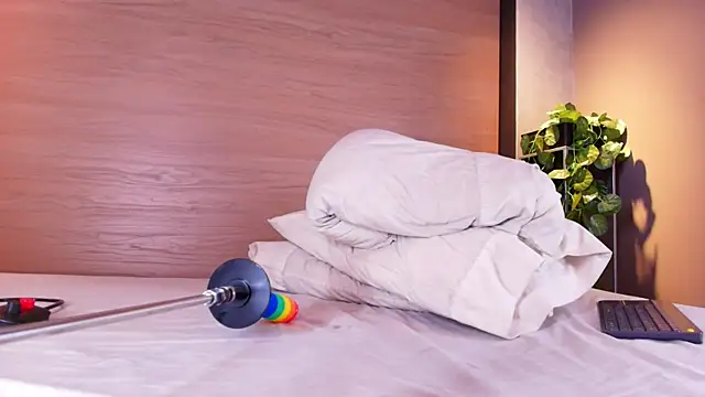 alexamonroe  online show from October 30, 2025, 9:55 pm