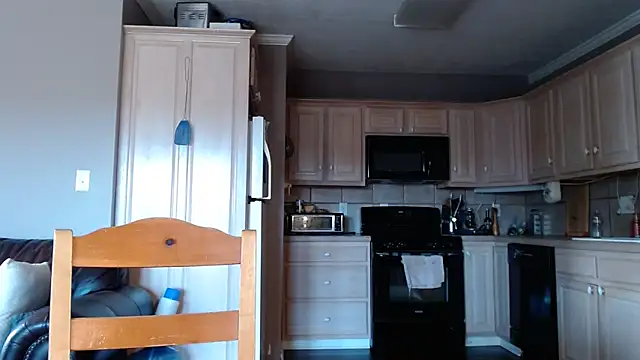 Snapshot of Blueeyedzaya_ chatting on November 13, 2025, 3:49 pm Blueeyedzaya online show from November 13, 2025, 3:49 pm