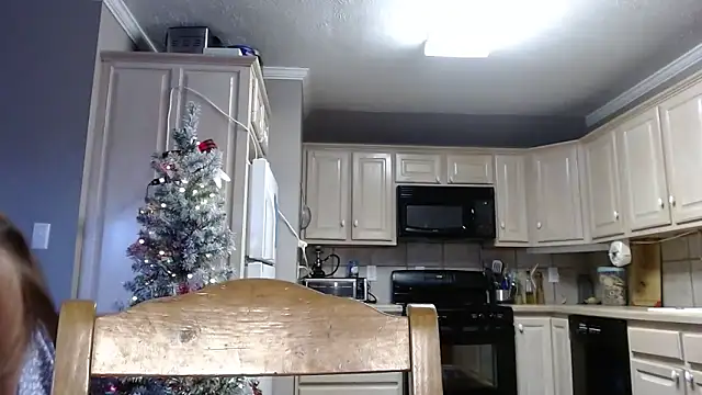 Snapshot of Blueeyedzaya_ chatting on December 1, 2025, 2:18 pm Blueeyedzaya online show from December 1, 2025, 2:18 pm