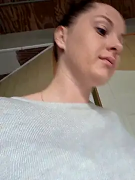 Snapshot of Blueeyedzaya_ chatting on November 5, 2025, 1:36 pm Blueeyedzaya online show from November 5, 2025, 1:36 pm