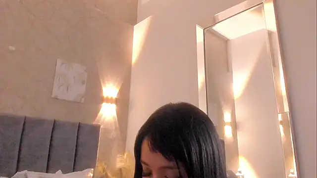 Snapshot of Lunaa_bellaa chatting on February 5, 2026, 7:53 pm Lunaa bellaa online show from February 5, 2026, 7:53 pm