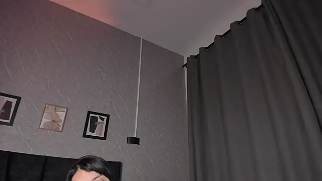 Snapshot of Lunaa_bellaa chatting on February 13, 2026, 11:32 am Lunaa bellaa online show from February 13, 2026, 11:32 am