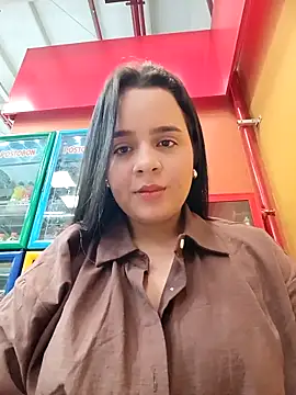 Snapshot of Lambedora_69 chatting on September 9, 2025, 8:40 pm Lambedora 69 online show from September 9, 2025, 8:40 pm