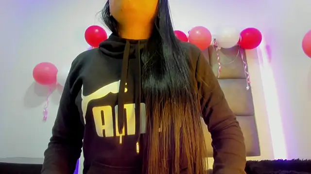 Snapshot of Mia_lopez__ chatting on November 6, 2025, 12:31 pm Mia lopez online show from November 6, 2025, 12:31 pm