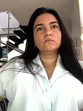 Snapshot of sweetdulcexxx chatting on January 15, 2026, 4:43 pm sweetdulcexxx online show from January 15, 2026, 4:43 pm