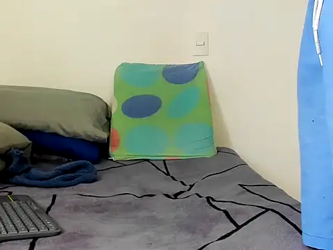 Snapshot of Master_Leonardo chatting on October 12, 2025, 4:41 pm Master Leonardo online show from October 12, 2025, 4:41 pm