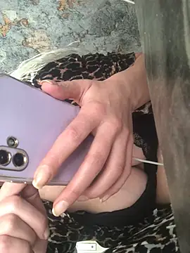 AlevNaz online show from March 10, 2026, 10:19 am