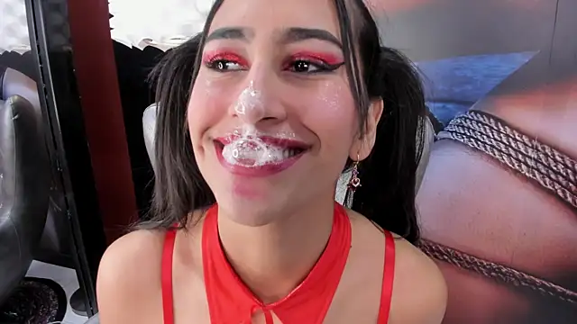 miss   taylor online show from October 8, 2025, 2:35 am