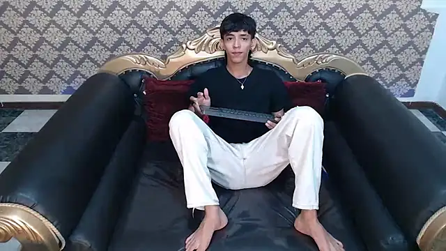 Sebas cat online show from September 11, 2025, 11:27 pm