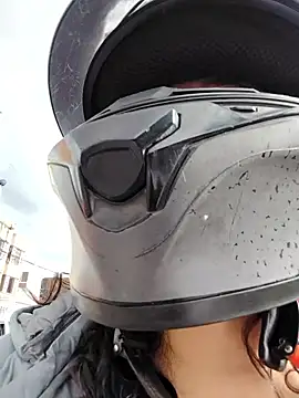 Snapshot of You-sexy-starr chatting on October 21, 2025, 8:41 pm You-sexy-starr online show from October 21, 2025, 8:41 pm